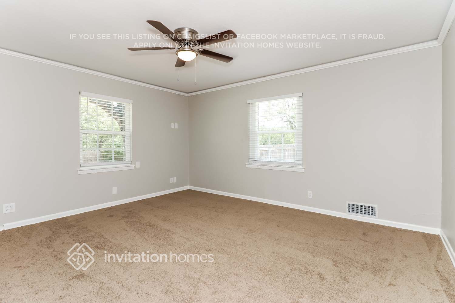 Building Photo - 310 E Huitt Ln