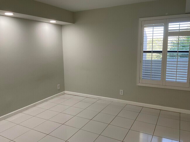 Building Photo - 5751 Camino Del Sol