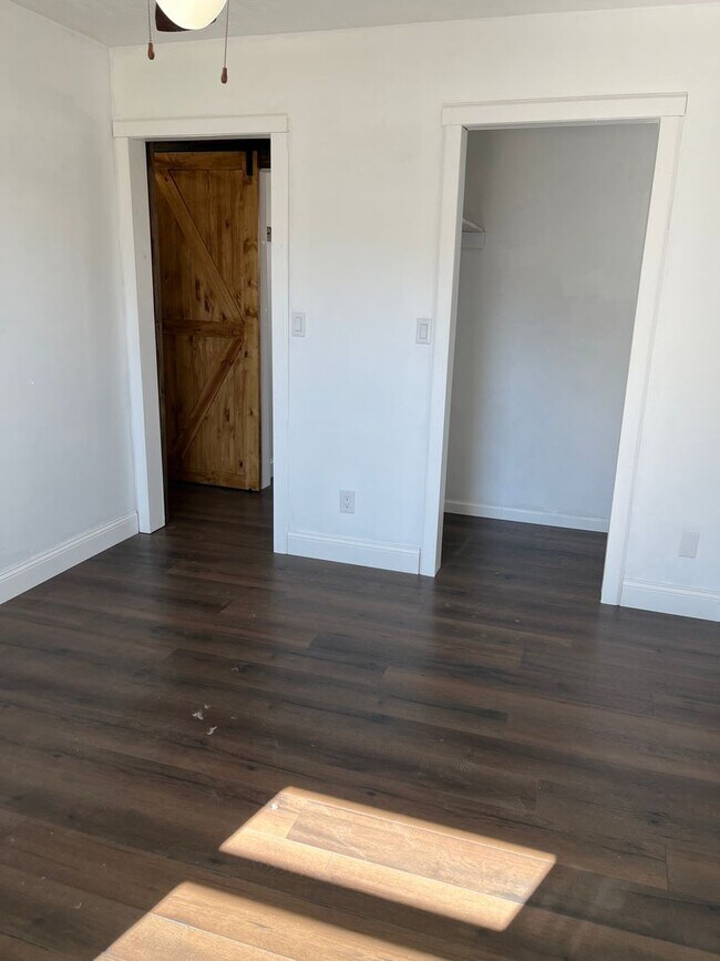 Building Photo - 4 Bed/2 Bath Rental Home in Crooks, SD!!