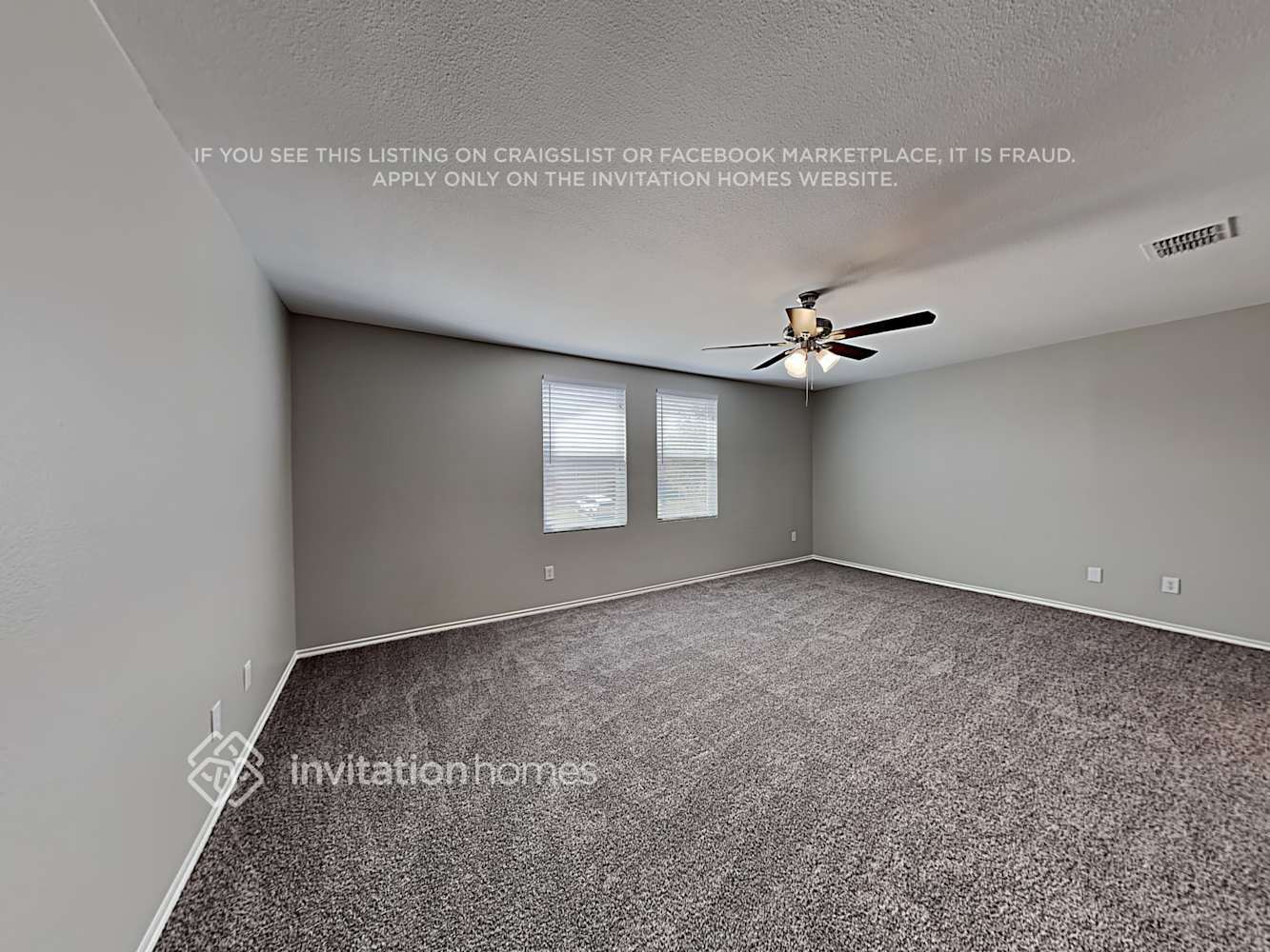 Building Photo - 1230 Sullivan Dr