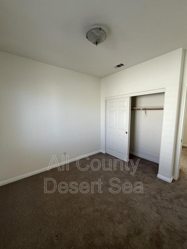 Building Photo - 16826 Clovergreen Ln