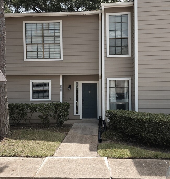 Building Photo - 14911 Wunderlich Dr