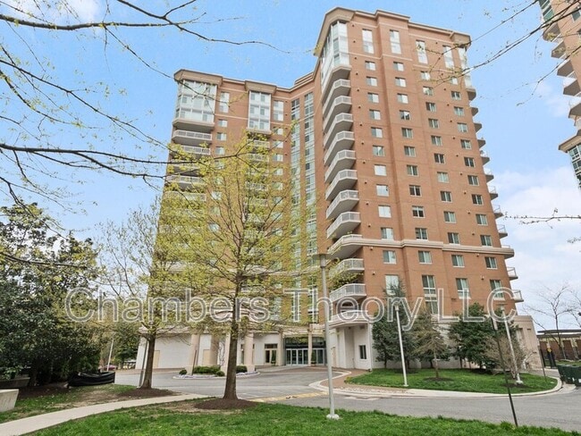 Building Photo - 3101 N Hampton Dr