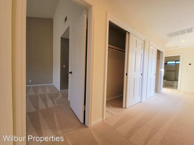 Building Photo - 3 br, 2.5 bath House - 3 Oliver Court