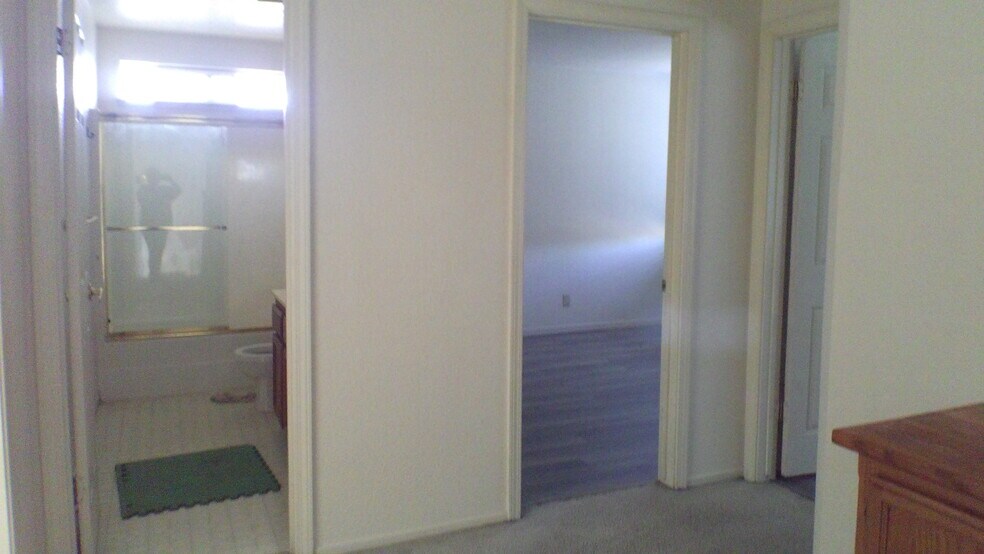 Building Photo - 737 Monte Carlo Dr