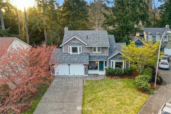 Building Photo - 23960 SE 42nd Pl