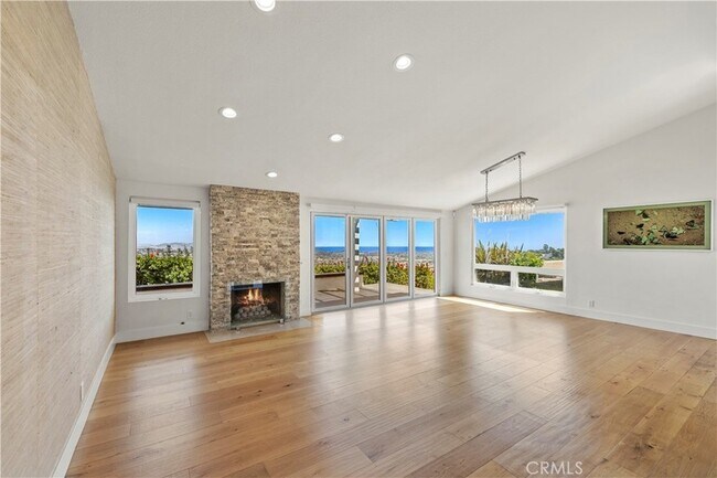 Building Photo - 31222 Palma Dr