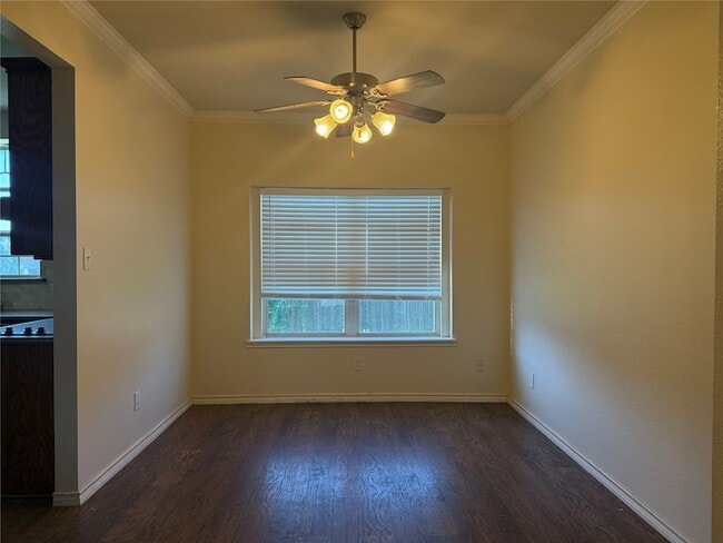 Building Photo - 1438 Kingsley Dr