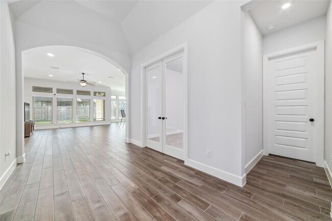 Building Photo - 19035 Dappled Mare Cir