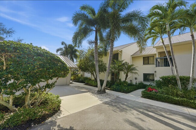 Building Photo - 6404 SE Brandywine Ct