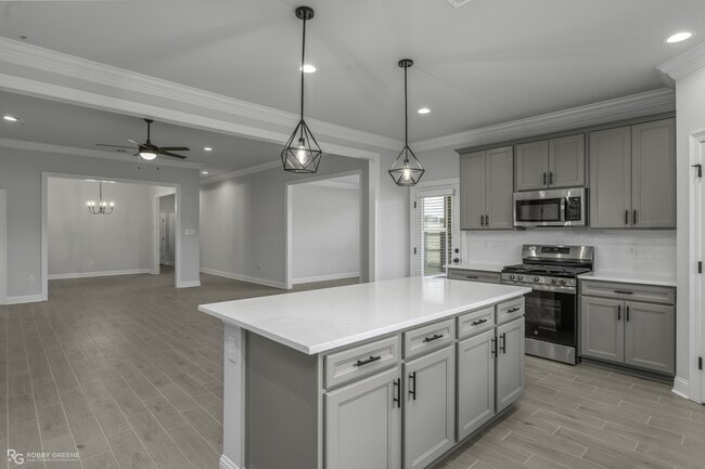Building Photo - 212 Paisley Ln