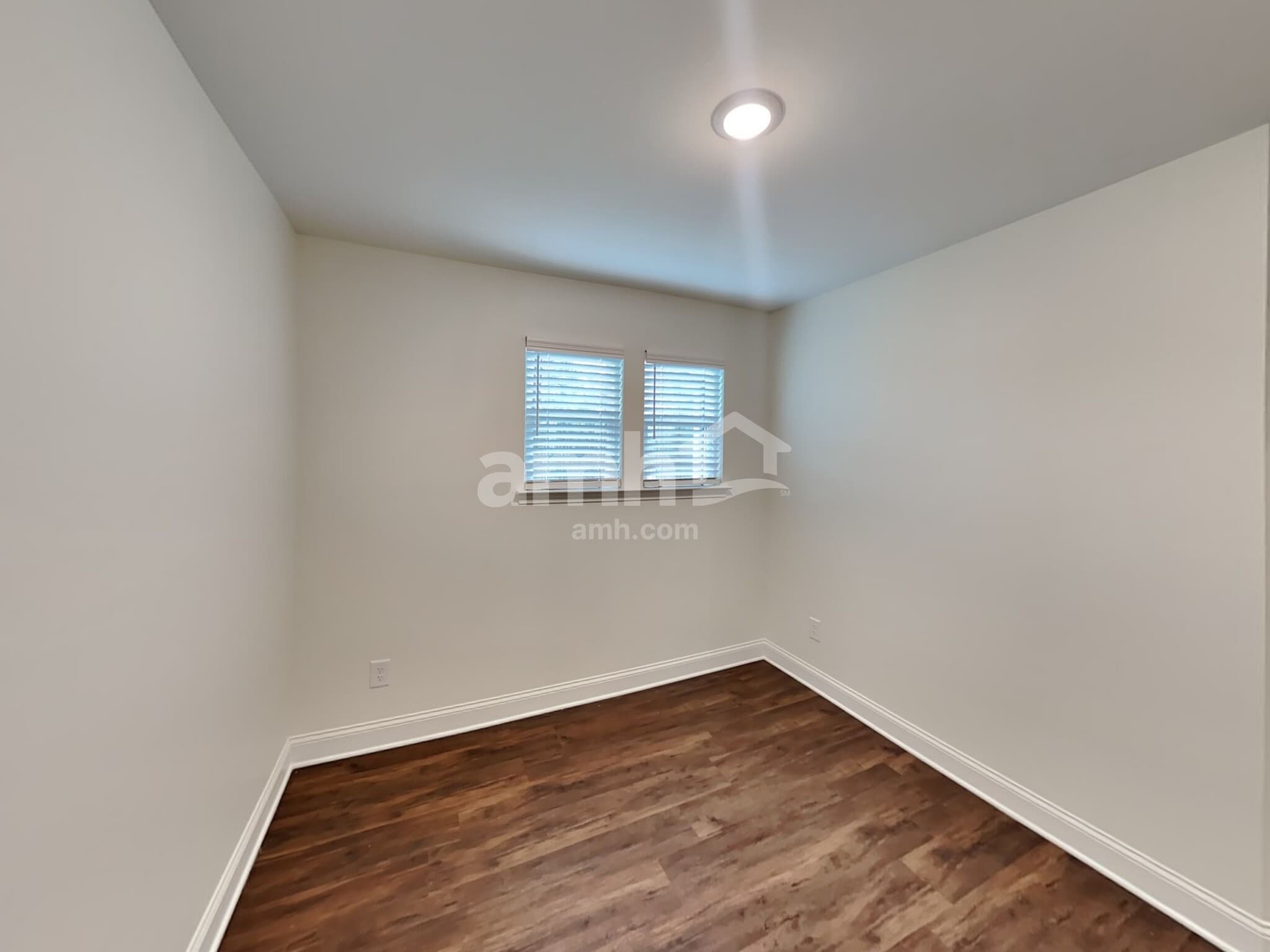 Building Photo - 5292 Blue Mountain Dr