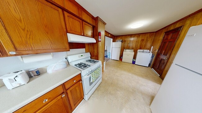 Building Photo - 8066 Caratoke Hwy