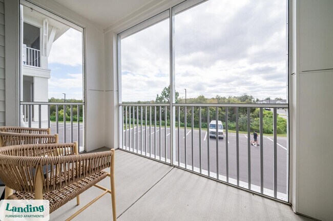 Building Photo - 100 Wilton Cir