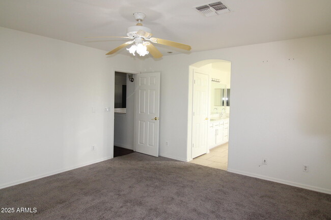 Building Photo - 14334 W Avalon Dr