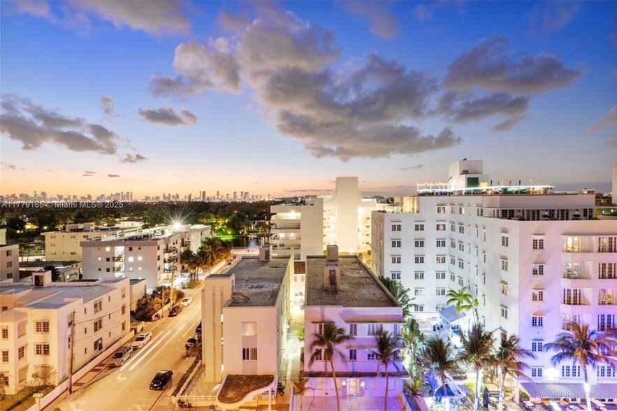 Building Photo - 3737 Collins Ave