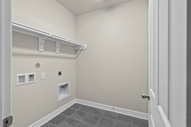 Building Photo - 24314 Salts Ml Dr