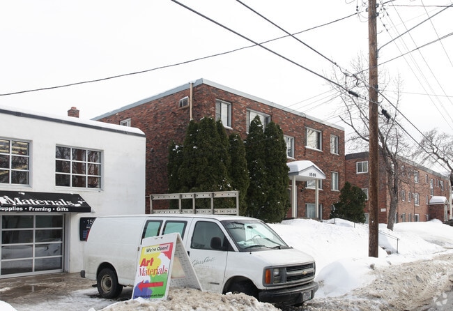 Building Photo - 1501 Marshall St NE