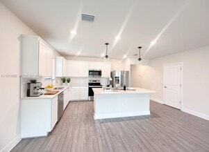 Building Photo - 4686 Indigo Way