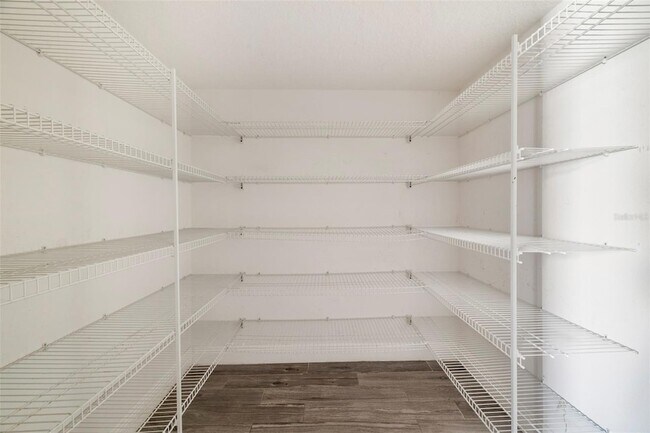 Building Photo - 420 Blake Ave