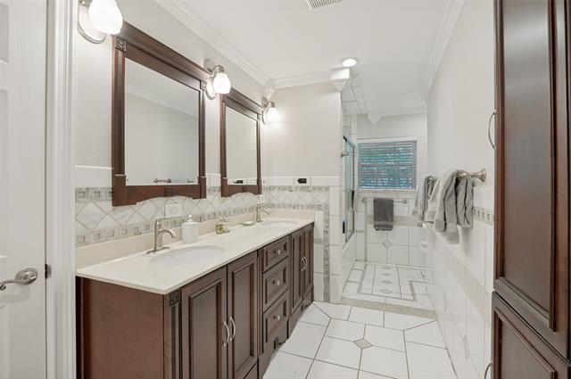 Building Photo - 11224 Pinocchio Dr