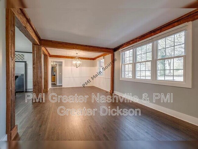 Building Photo - 1711 Golf St
