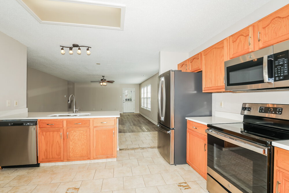 Building Photo - 2217 Westmere Dr