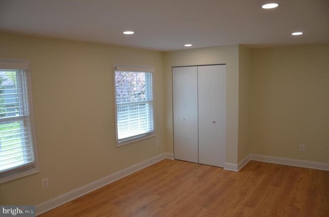 Building Photo - 9012 Paddock Ln