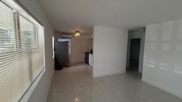 Building Photo - 505 N 24th Ave