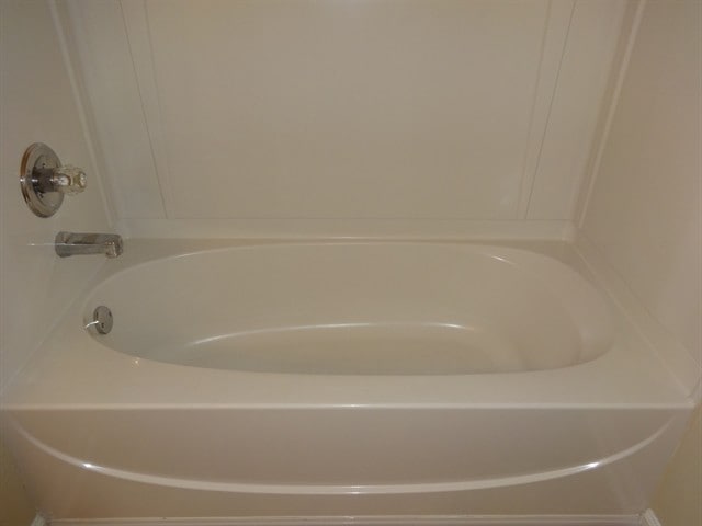 Building Photo - 2088 White Top Rd