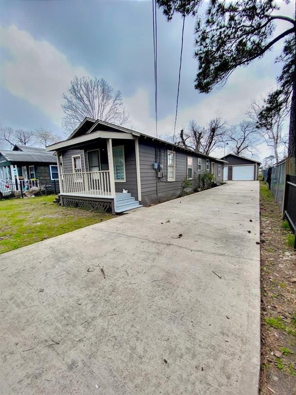 Building Photo - 132 Grothe Ln