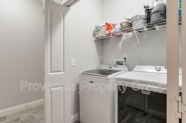 Building Photo - 1925 Cotton Bay Ln