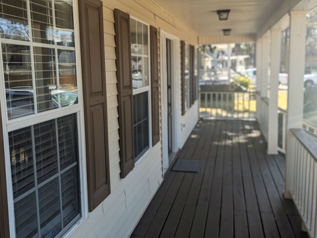 Building Photo - Hanahan Lake View Home for Lease