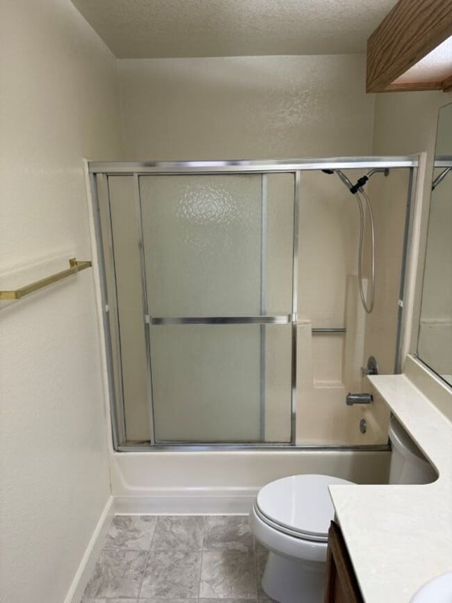 Building Photo - Browns Valley 3 Bedroom 2.5 Bath 2 Story w...