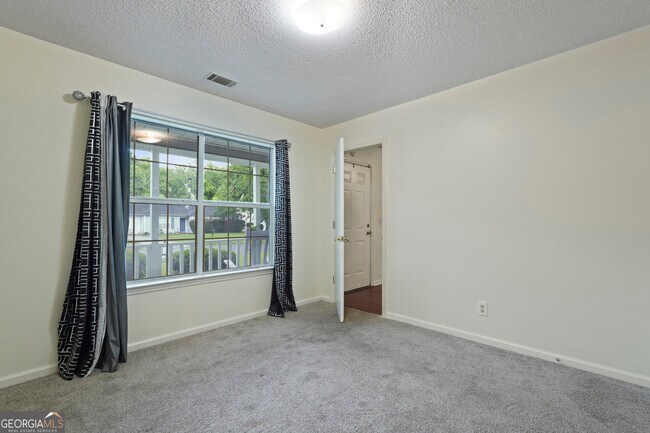 Building Photo - 156 Laurel Green Ct