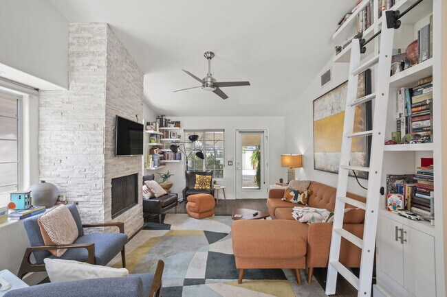 Building Photo - 52280 Avenida Ramirez
