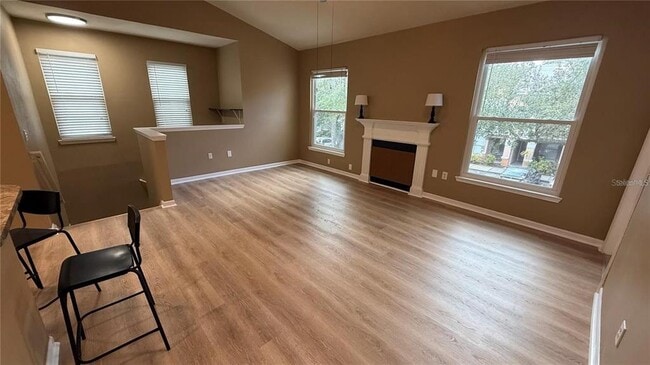 Building Photo - 10414 Villa View Cir