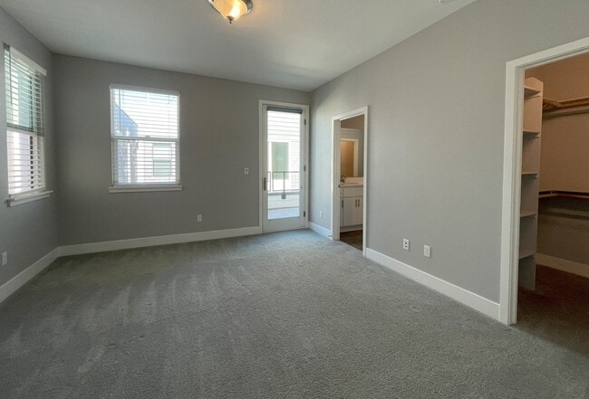 Building Photo - Embrace the Charm, Enjoy the Space, Love t...