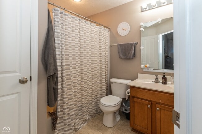 Building Photo - 420 Beverly Ct