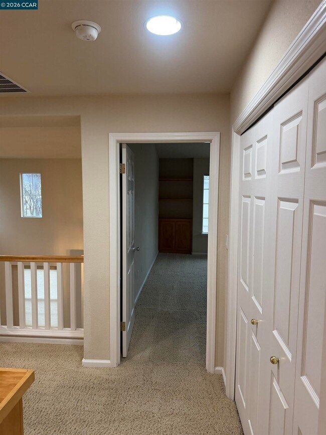 Building Photo - 4136 Bandini Ct