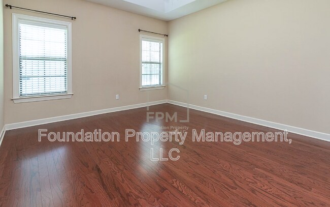 Building Photo - 5505 Riverstone Dr