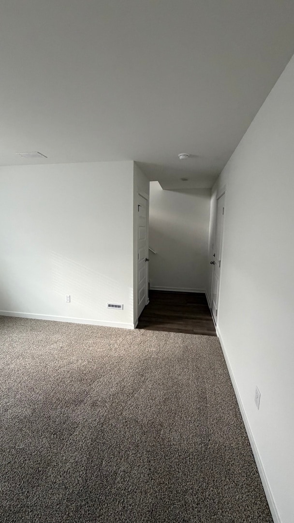 Building Photo - 2637 Santa Fe Drive