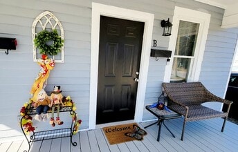 Building Photo - 309 S John St