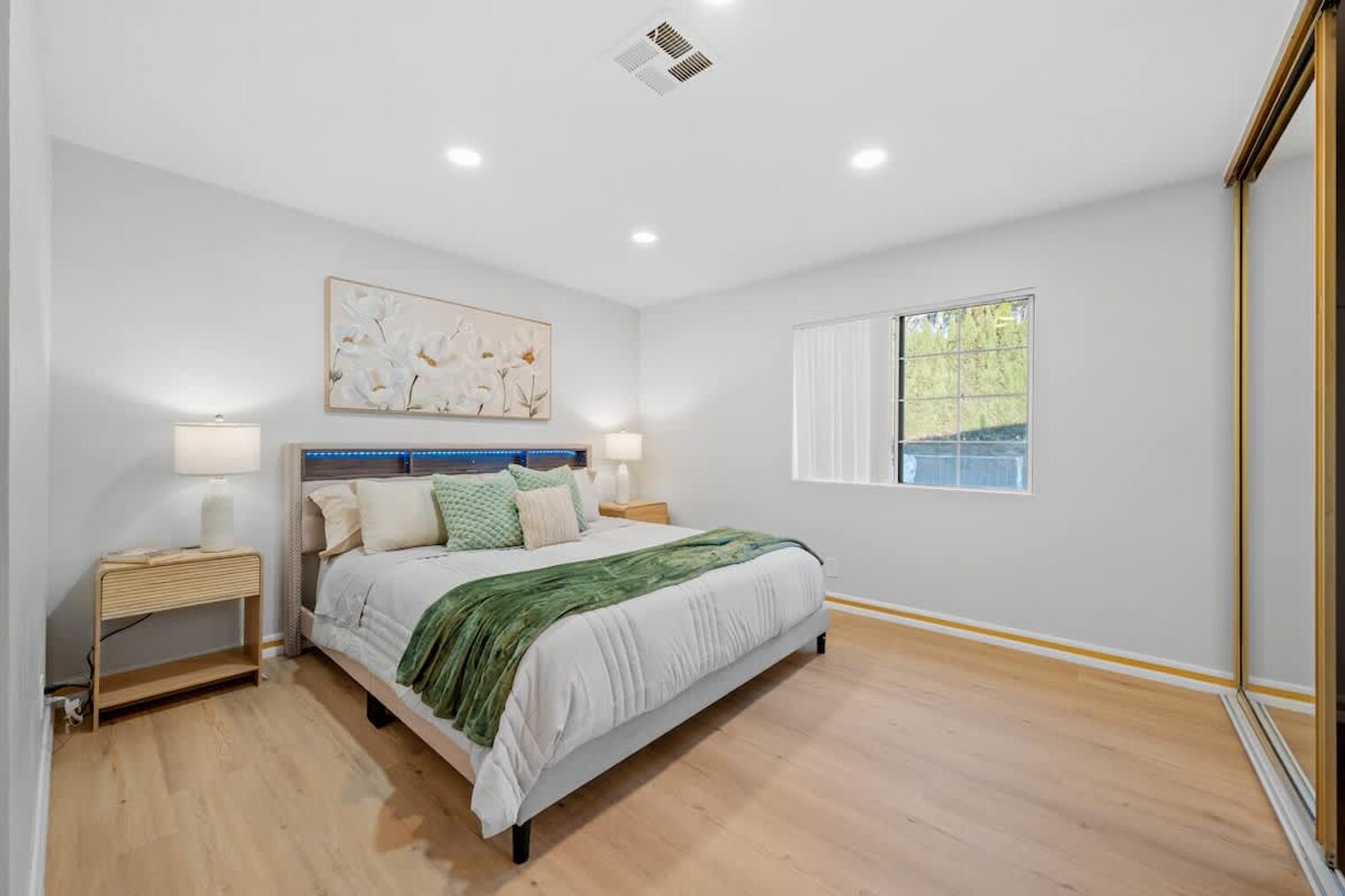 Building Photo - 1853 Penasco Rd