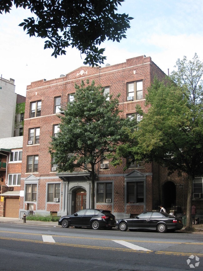 Building Photo - Ruth Court