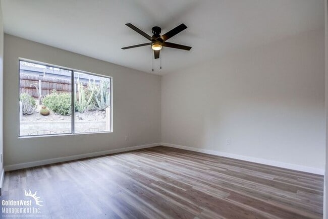 Building Photo - Charming 4Bdm 2Ba Home and Private Patio i...