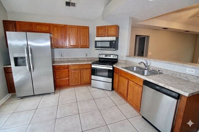 Building Photo - 3BR/2BA Home for Rent: Available Immediately