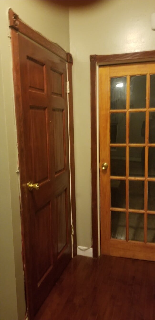 Apartment entry door - 328 Hancock St