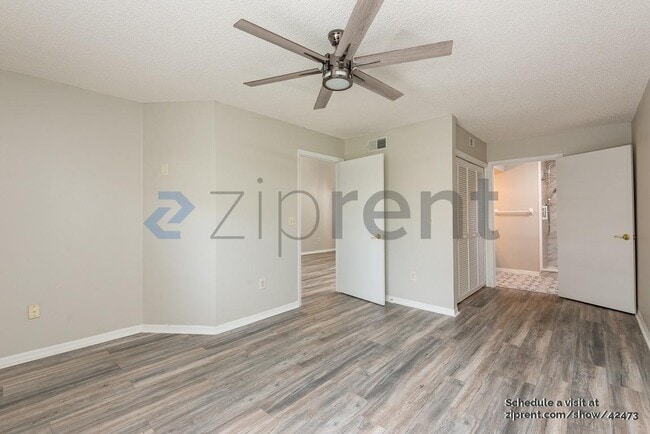 Building Photo - 2588 Stony Brook Ln