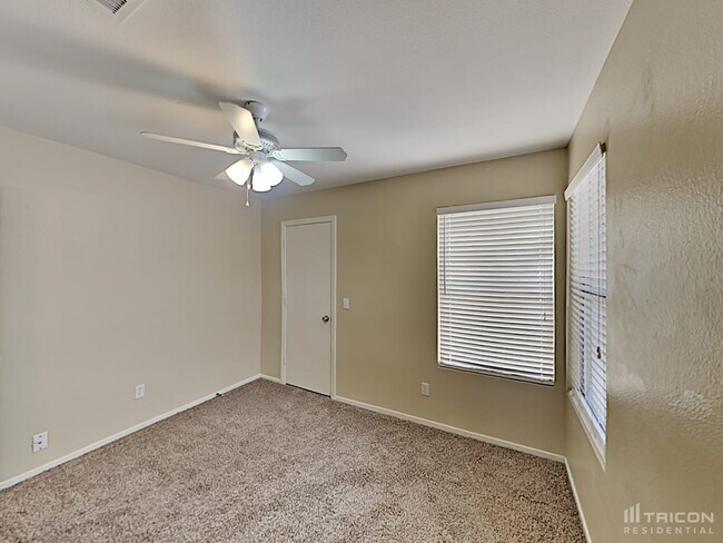 Building Photo - 2112 Raspberry Hill Rd